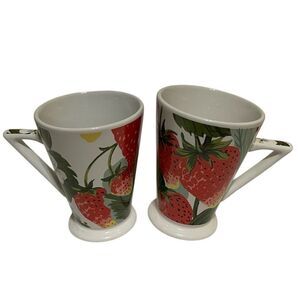Baum Brothers Vintage Strawberry Design Triangular Handle Coffee Mugs‎ Set of 2